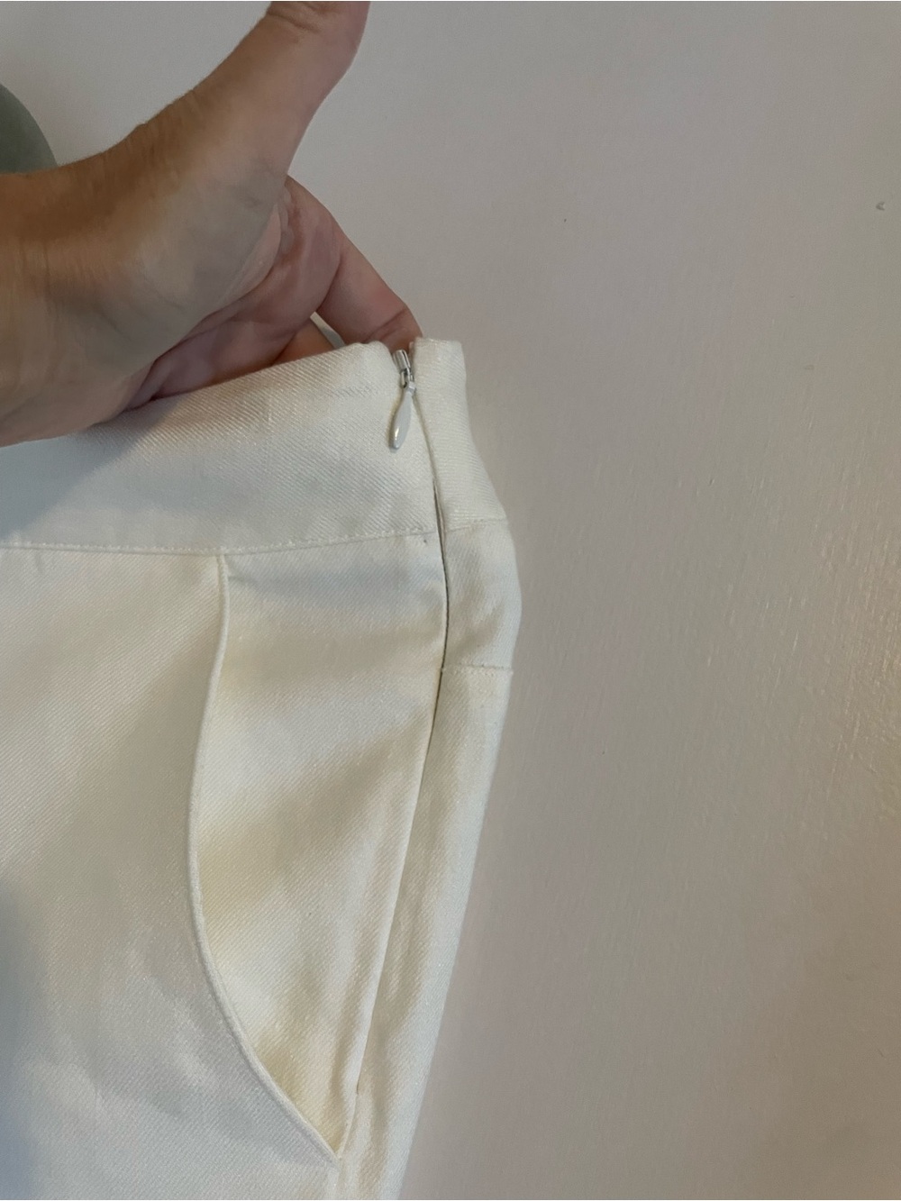 Cabi Ivory Linen-Blend Trousers, Size 6 (347) View 3